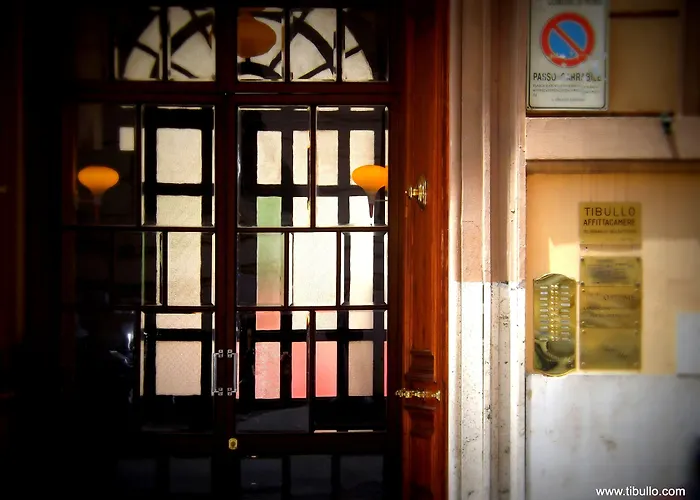 Tibullo Guesthouse Roma
